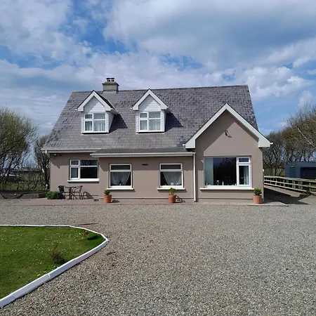 Bluetit Lodge-2